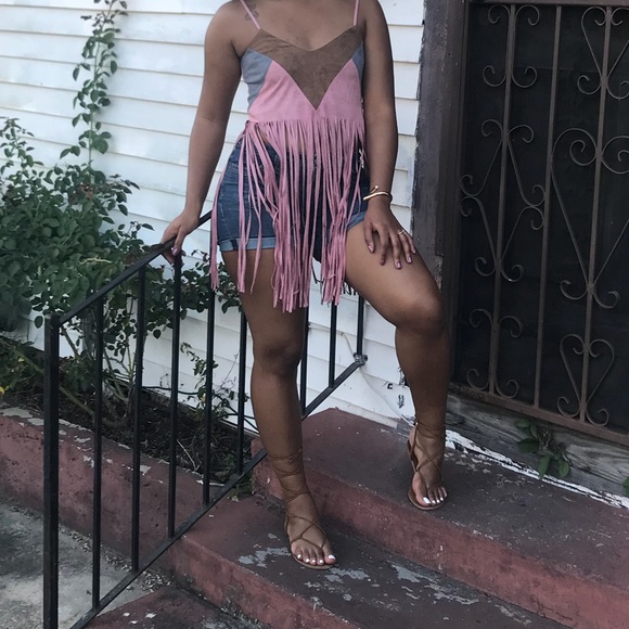 Pink shingle top! - Picture 2 of 3